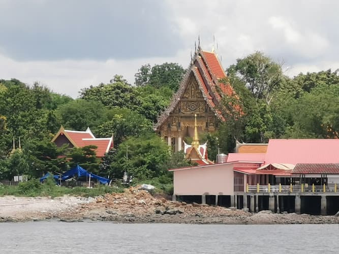วัดโกมุทรัตนาราม, อำเภอเมืองชลบุรี, ชลบุรี