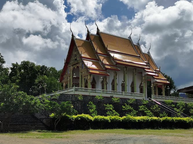 วัดโค้งดารา, อำเภอศรีราชา, ชลบุรี