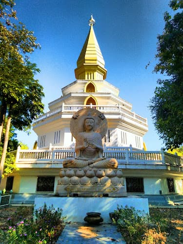 วัดเก้าเลี้ยว, อำเภอเก้าเลี้ยว, นครสวรรค์