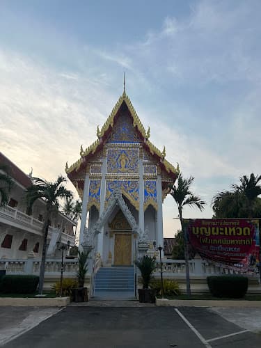 วัดเขื่องกลาง, อำเภอเขื่องใน, อุบลราชธานี