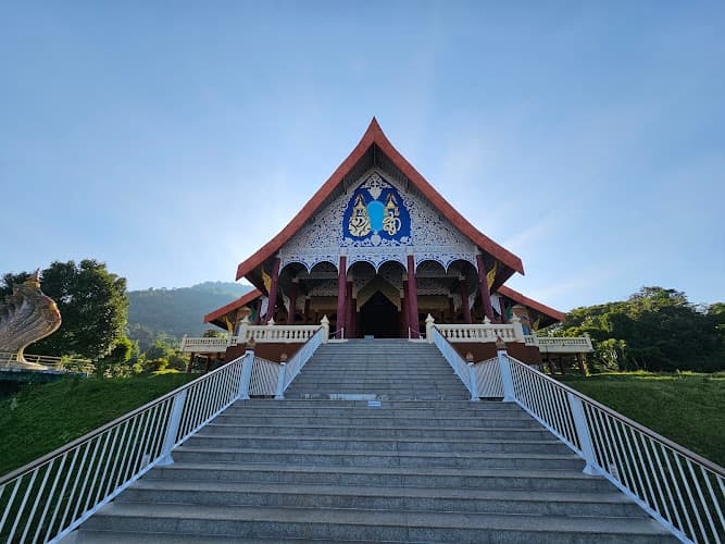 วัดป่าห้วยลาด, อำเภอภูเรือ, เลย
