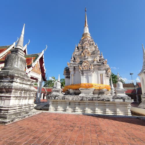 วัดพระบรมธาตุไชยาราชวรวิหาร