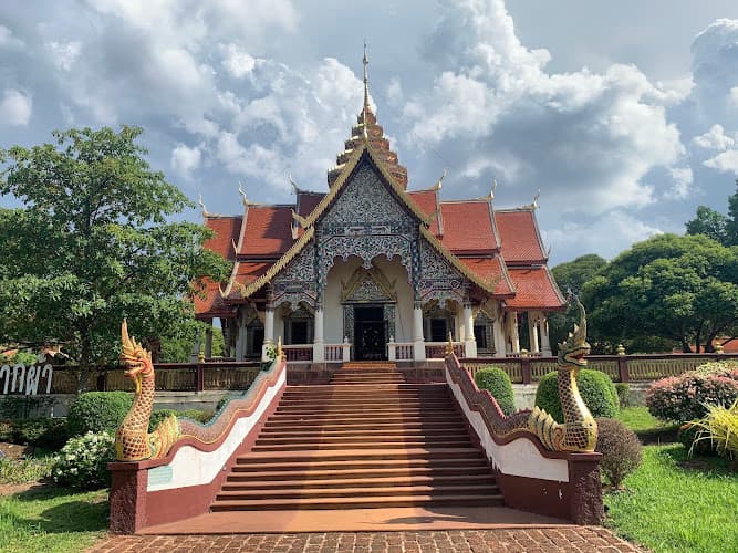 วัดพระพุทธบาทตากผ้า, อำเภอป่าซาง, ลำพูน