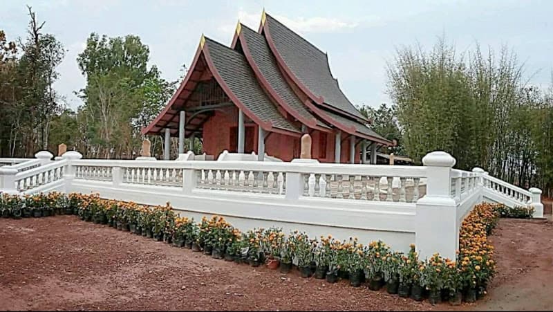 วัดป่าภูวังทอง, อำเภอศรีธาตุ, อุดรธานี