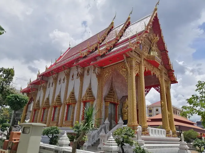 วัดเสมียนนารีพระอารามหลวง
