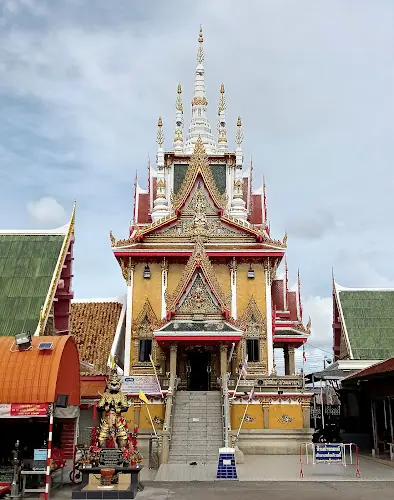 วัดในสองวิหาร