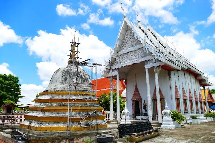 วัดพระนอน