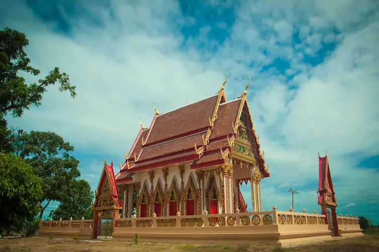 วัดบรรพตธรรมาวาส (วัดบ้านเขาตีหิน)