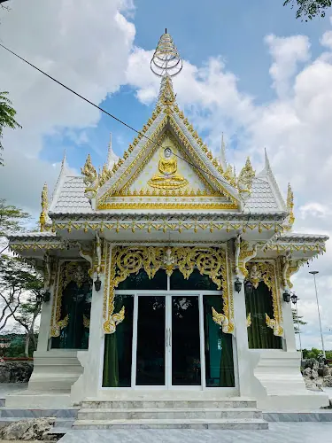 วัดคีรีนาครัตนาราม