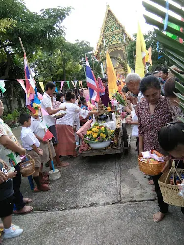 วัดสุวรรณคีรีบ้านกลับเก่า