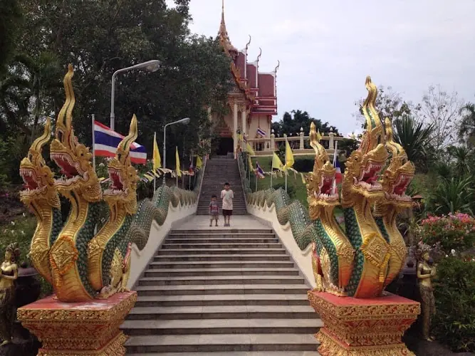 วัดเขาคันธมาทน์, อำเภอสัตหีบ, ชลบุรี