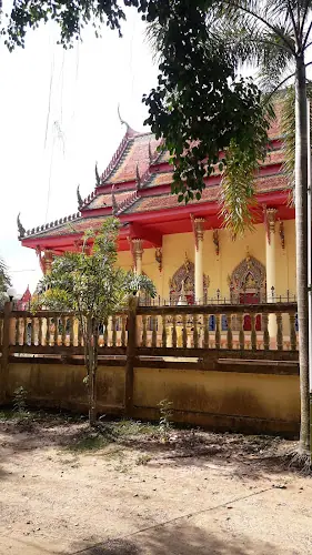 วัดพรหมเพชร