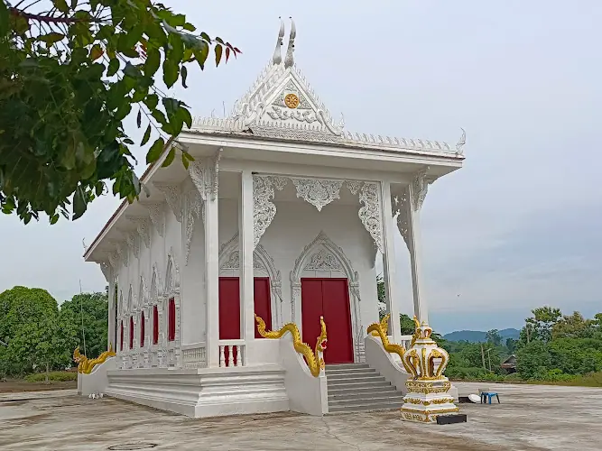 วัดบ้านเนินสง่า (วัดคลองกลาง)
