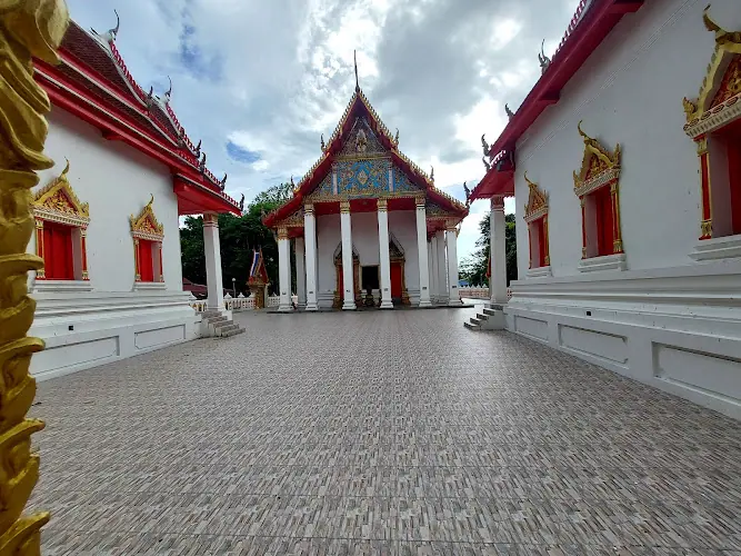 วัดพร้าว (สุพรรณบุรี)