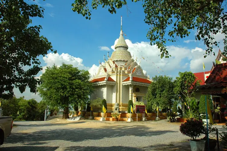 วัดเขาขึ้น(เขานางบวช)
