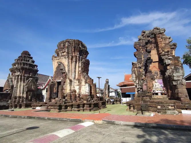 วัดกำแพงแลง