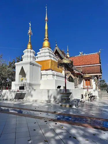 วัดพระธาตุจอมแตง, อำเภอแม่ริม, เชียงใหม่