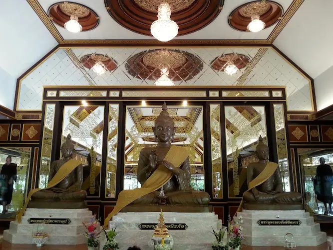 วัดพระธาตุม่อนจอมแจ้ง