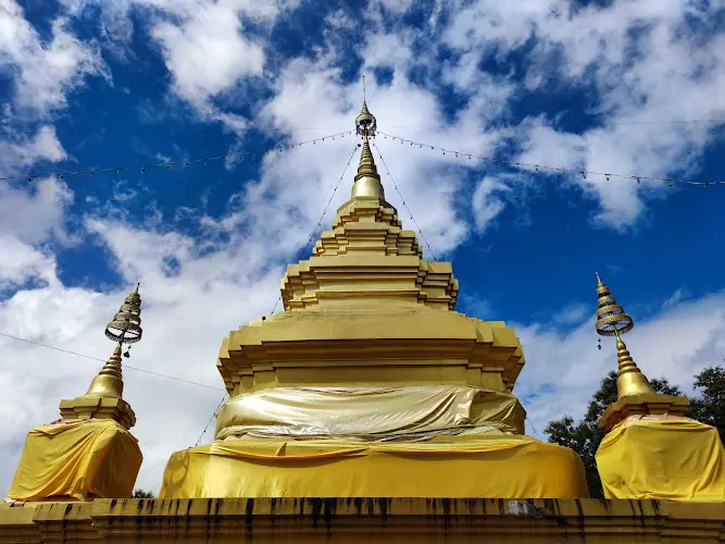 วัดพระธาตุจอมแจ้ง, อำเภอแม่สรวย, เชียงราย