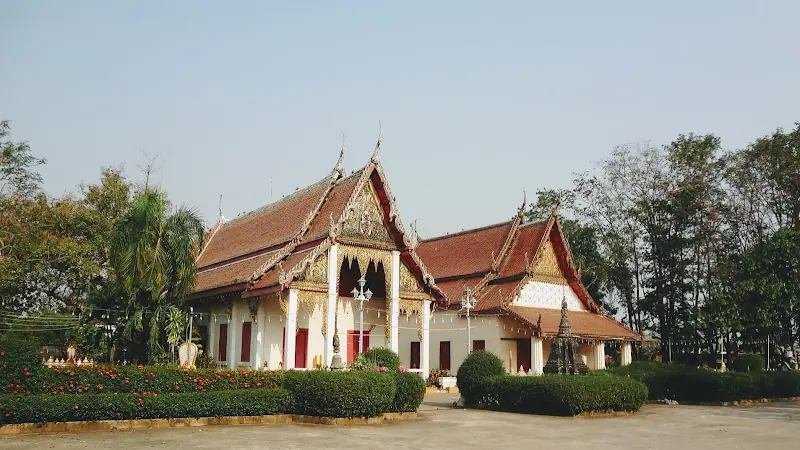 วัดไทยชุมพล