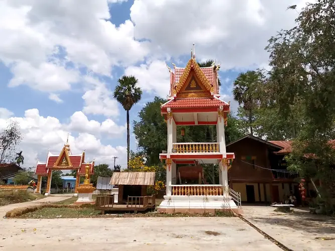 วัดบ้านพลับ