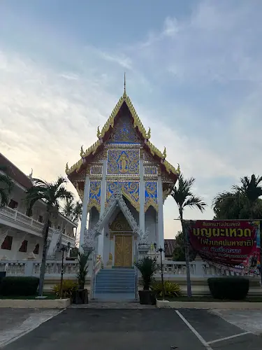วัดเขื่องกลาง, อำเภอเขื่องใน, อุบลราชธานี