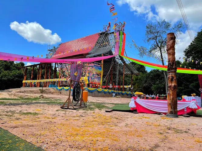 วัดบ้านแก้งสมบูรณ์
