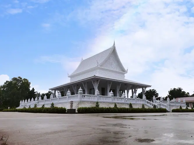 วัดป่าเจริญธรรม