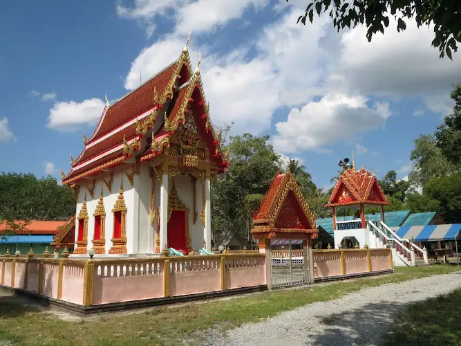 วัดท่าสะท้อน