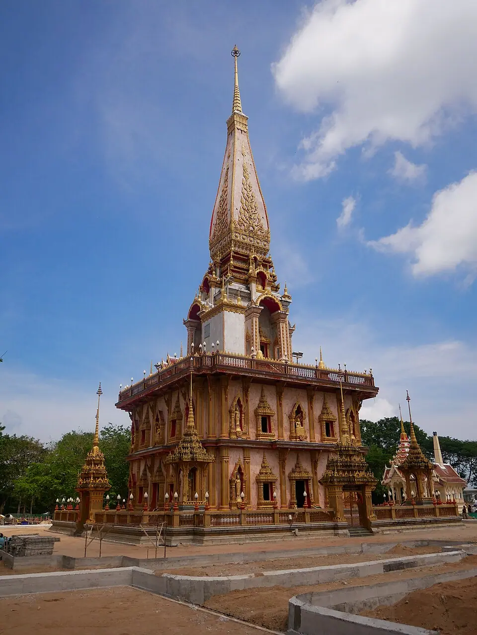 วัดไชยธาราราม (วัดฉลอง)