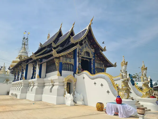วัดพระนางจามเทวี